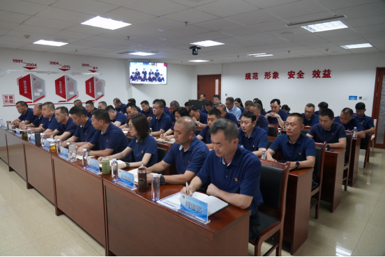 集團公司黨委書記、董事長左建山講授黨紀學(xué)習(xí)教育專題黨課(1)935.png